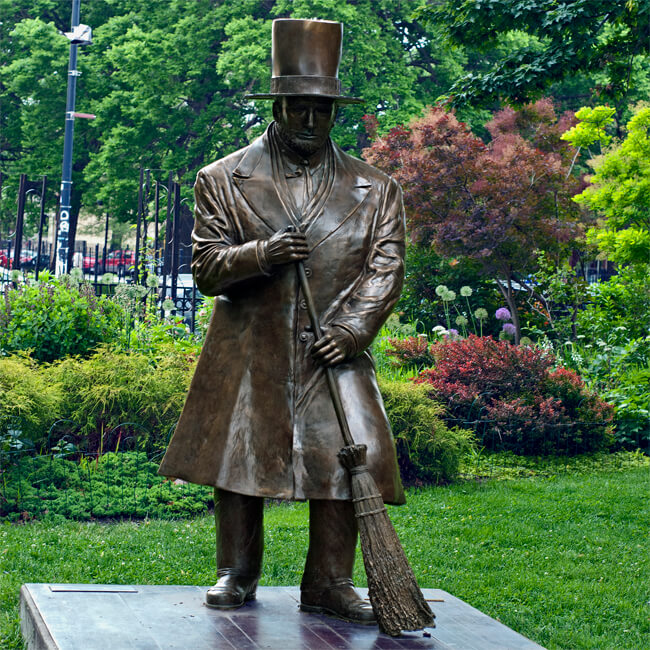 Wicker Park statue of Charles Gustavus Wicker; Wicker Park & Bucktown Food Tour, Chicago