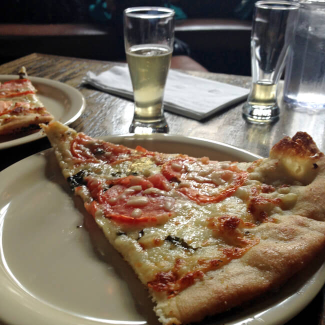 Chicago Food Planet Tour - thin crust pizza and craft beer; Wicker Park & Bucktown Food Tour