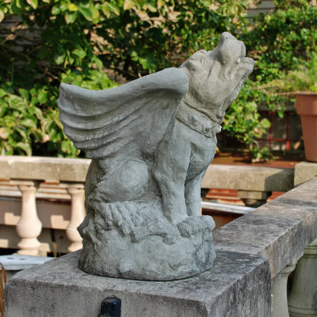 gargoyle at mansion, New Orleans Garden District