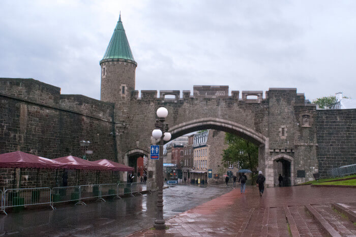 Quebec2015-wall gate