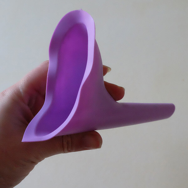 the P EZ female urinary device